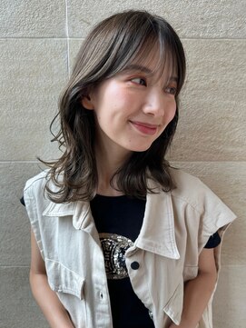 ビュートリアム265(BEAUTRIUM 265) ミディアム/くびれレイヤー/レイヤーカット/顔周りカット/銀座