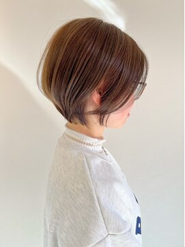 スリー(Th:ree) 大人可愛い20代30代40代丸みとくびれショートボブ◎