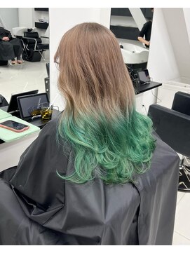 アライブ キチジョウジ(ALIVE Kichijoji) 【ALIVE吉祥寺】グリーンダブルカラーグラデーション