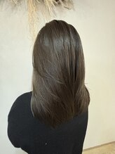 ニューアール(Nr) 透明感カラー×レイヤースタイル