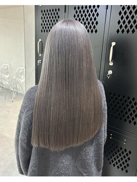 クム 横浜(qumu) 【qumu MARIKO】シルバーグレー×ケアブリーチ