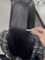 アイ(_i)&nbsp;就活生におすすめ♪黒染めではない‘ブルーブラックカラー’