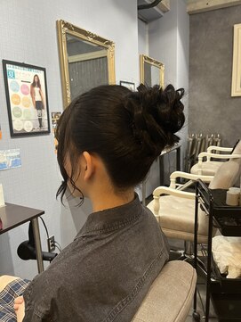 ハナハナプラス(hana hana+) フラワーアップスタイル