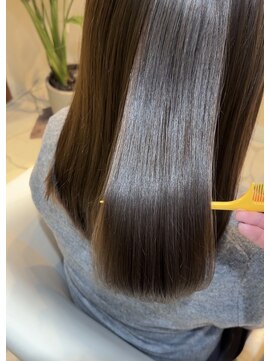 赤みもモヤモヤな毛もさよなら！透明感抜群艶髪