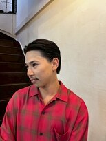 ビーバイエイトジェンツ(Bee by EIGHT GENTS) リバースセンターパート/ニュアンスパーマ/ダウンバング/心斎橋