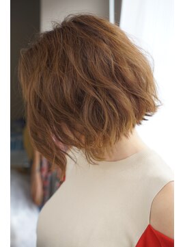 ソルト(Salt) 大人ガールのウェーブボブ【武蔵小杉/武蔵小杉駅】