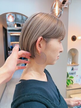 シビバイレボ(CIBI by revo) 地毛風カラー/ナチュラルレイヤーカット/ショートボブ[船橋]