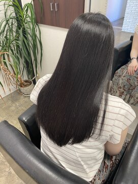 アンファングプラス(Anfang+) 暗髪