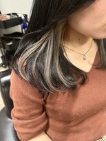 シャッター(Shutter)&nbsp;イヤリングからー