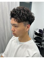 ネオン(neon)&nbsp;七三パーマ