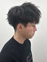 ヒュイル バイ ニアウ(Hwyl by Niau)&nbsp;メンズマッシュパーマツイストパーマ波巻パーマ刈り上げ