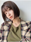 小顔ストレートヘア大人可愛いショートボブ内巻きココアベージュ