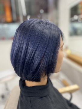ミエルヘアーエスト 新宿店(mielhair est) ビビットブルー☆ハイトーンカラー　【新宿】
