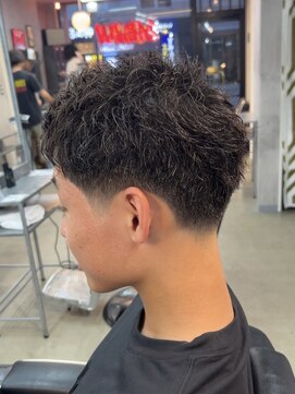 メイン(MENIN) 【Insta@hi_de0205】テーパーフェードスタイル[相模大野/町田]