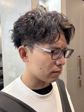 エリマバイフィフス 調布(elima by fifth) 調布無造作スパイラル刈り上げセンターパートシャドウパーマ2waw