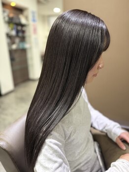 ヘアーアンドリフレ ドゥゼル(Hair&Refle Deux Alies)の写真/ダメージで縮毛矯正を諦めている方！【髪質改善・酸性ストレート】で憧れの自然な艶髪に◎毛先もつるサラ♪