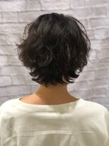 ミーティア バイ クアトロ(Meteor By QUATRO)&nbsp;ショートパーマスタイル