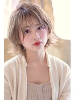 テイラー(Taylor)&nbsp;Taylor☆大宮　外ハネウェーブ×ミルクティーベージュ