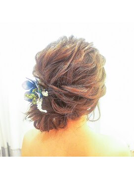 ブラウ ネイル パーティー(Blau Nail Party) ルーズ+エレガント