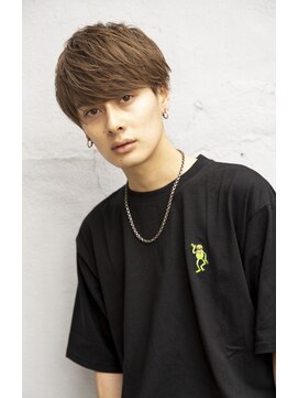 アイヴィ 表参道(IVY) ☆透明感グレージュカラーツーブロックショート