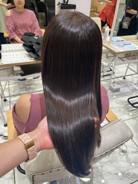 ゼスト フィーノ(ZEST fino) 【平林鼓】酸性ストレートとカラーで綺麗な艶髪に！