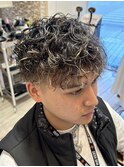 ツイストスパイラルパーマツイストパーマメンズパーマ刈り上げ