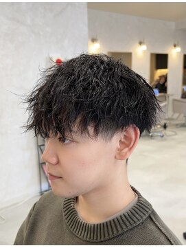 ヘアデザイン ファブロ(hair design FABRO.) 【FABRO:担当藤岡勇気】ツイストスパイラルパーマ