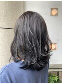 【20代・30代・40代ヘア】くびれミディアムレイヤー＋艶アッシュ