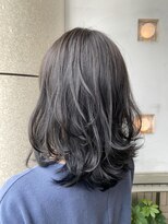 カシー(Casii)&nbsp;【20代・30代・40代ヘア】くびれミディアムレイヤー＋艶アッシュ