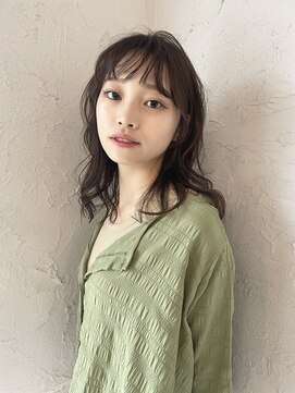 アメリラブ(ameri love) セミロング×ダークトーン×ゆるウェーブ