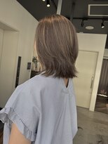 フリック 堺東店(FLICK) 白髪ぼかしハイライト/ベージュカラー／レイヤーボブ