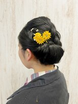 ナチュラ(Natur)&nbsp;清潔感と華やかさを両立。タイトに魅せる、洗練の編み込み和装