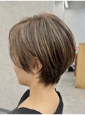 大人ショート白髪ぼかし【フジタアヤコ】