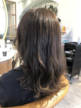 ロンド シャルム 吉祥寺(Lond charme) 【Lond charme 濱田麻佑】透明感グレージュミディ