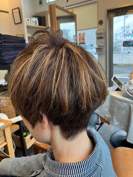 アンバー(amber) ハンサムショート