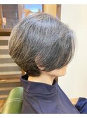 ショートボブ