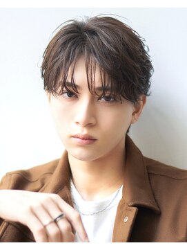 オーシャントーキョー 渋谷神南(OCEAN TOKYO) 韓国ヘアカルマパーマカルマバングセンターパート黒髪ウルフ