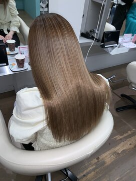 リーホリエ(Lee Horie) 【Gyo】髪質改善×ミルクティーベージュ