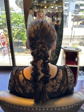 グリッツ (GLITZ) 編み下ろし お呼ばれヘア ロング