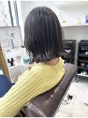 パツっと外はねボブ