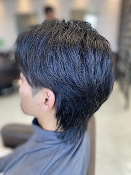 アラカワオム(homme) 刈り上げセンターパート/メンズカット/20代/30代/40代/50代