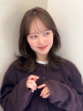 ラフ フロム ガーデン(Laf from GARDEN) ミディアム/レイヤーカット/顔周りカット/透明感カラー