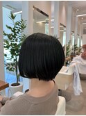 ショートボブ