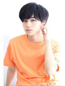 シロフ シブヤ(shirof shibuya) 【20代30代40代】ナチュラル×ツーブロックマッシュ