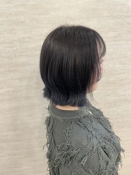 ネウィ 大分中央町店(newi) ブルーブラック×レイヤーボブ