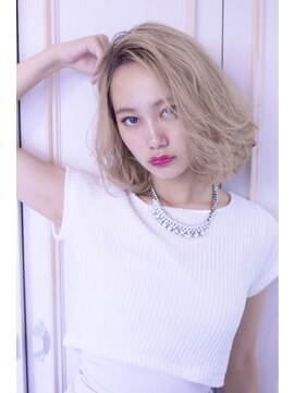 マノン バイ エイチ(MANON by H) 《MANON》ホワイトアッシュボブ