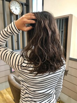 美容室 エイミー(H'Amie) 外国人風ハイライト