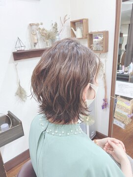 美容室 メザミー MESAMIES レイヤーボブ大人可愛い小顔丸み外ハネショート20代30代40代