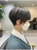 《jiji》丸さ刈り上げショート
