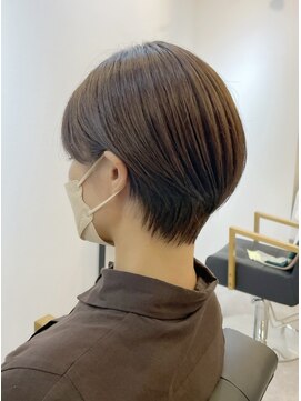 シフターズ(SIFTERS) 丸みマッシュショート◯骨格補正